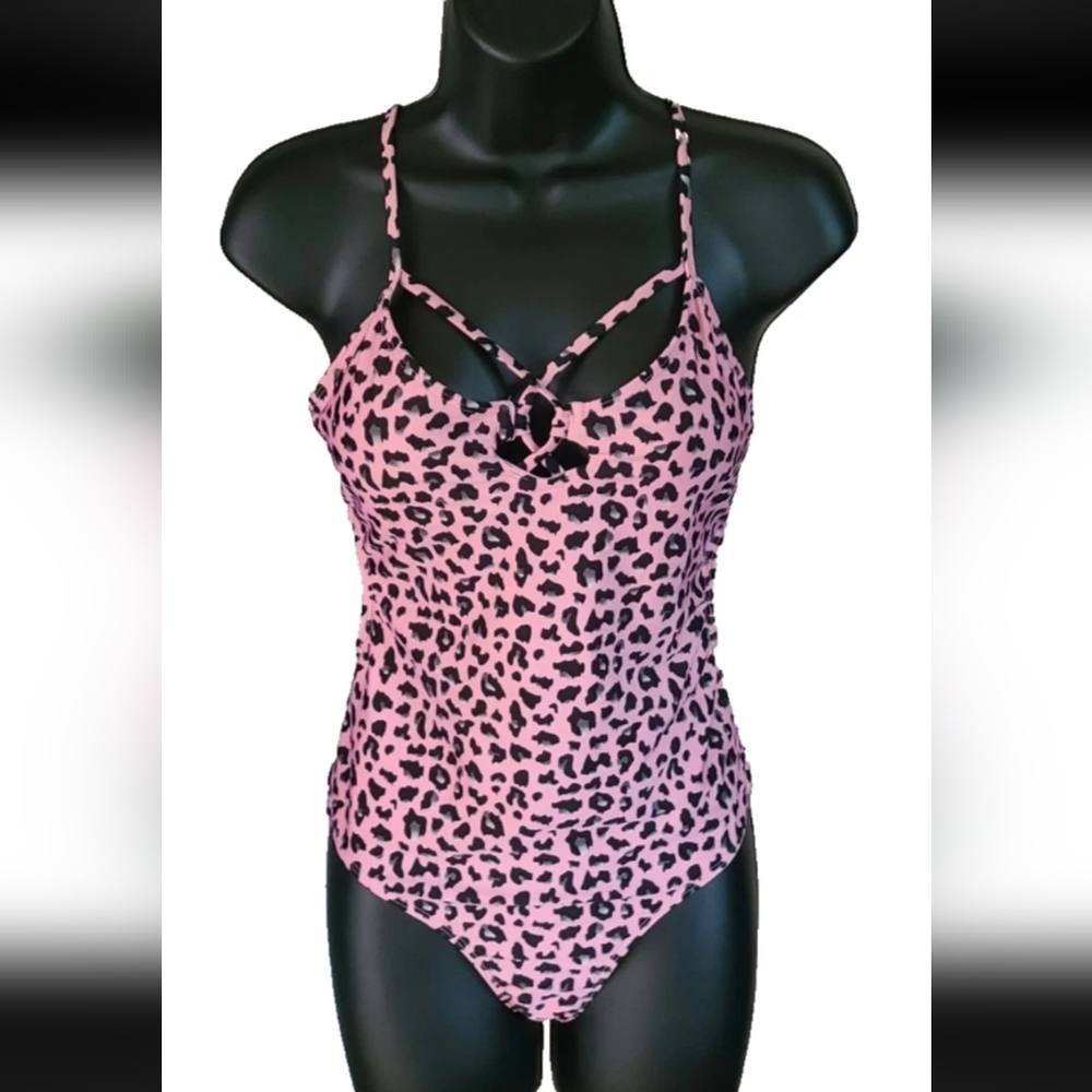 No Boundaries Swimsuit Womens Size M  Multi-Strap One-Piece
